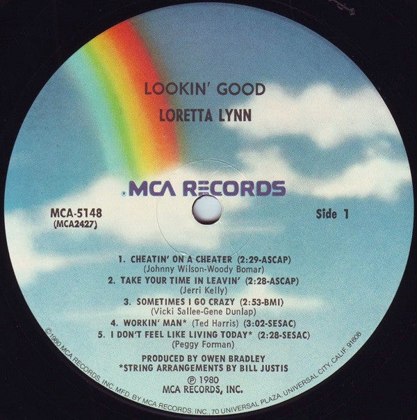 Loretta Lynn : Lookin' Good (LP, Album, Pin)
