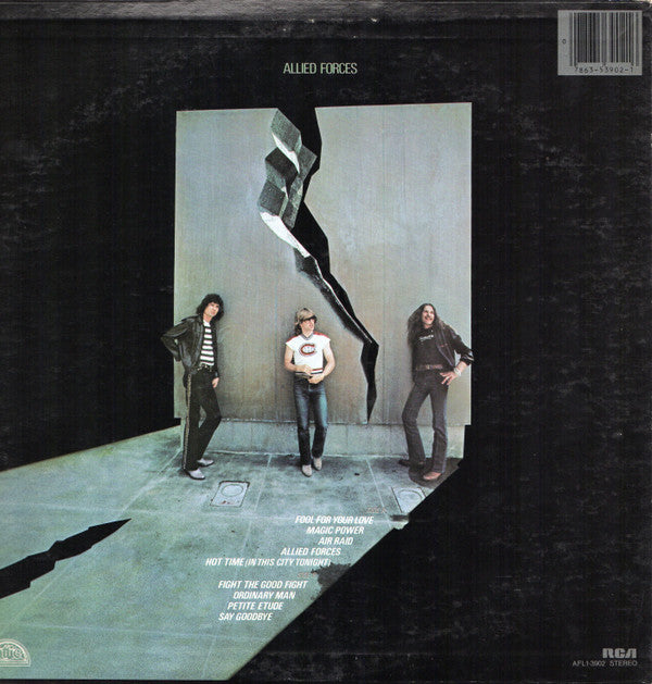 Triumph (2) : Allied Forces (LP, Album, Ind)