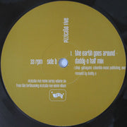 Pizzicato Five : Porno 3003 / The Earth Goes Around (12")