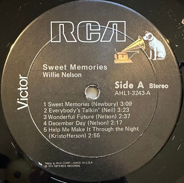 Willie Nelson : Sweet Memories (LP, Comp)