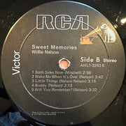 Willie Nelson : Sweet Memories (LP, Comp)