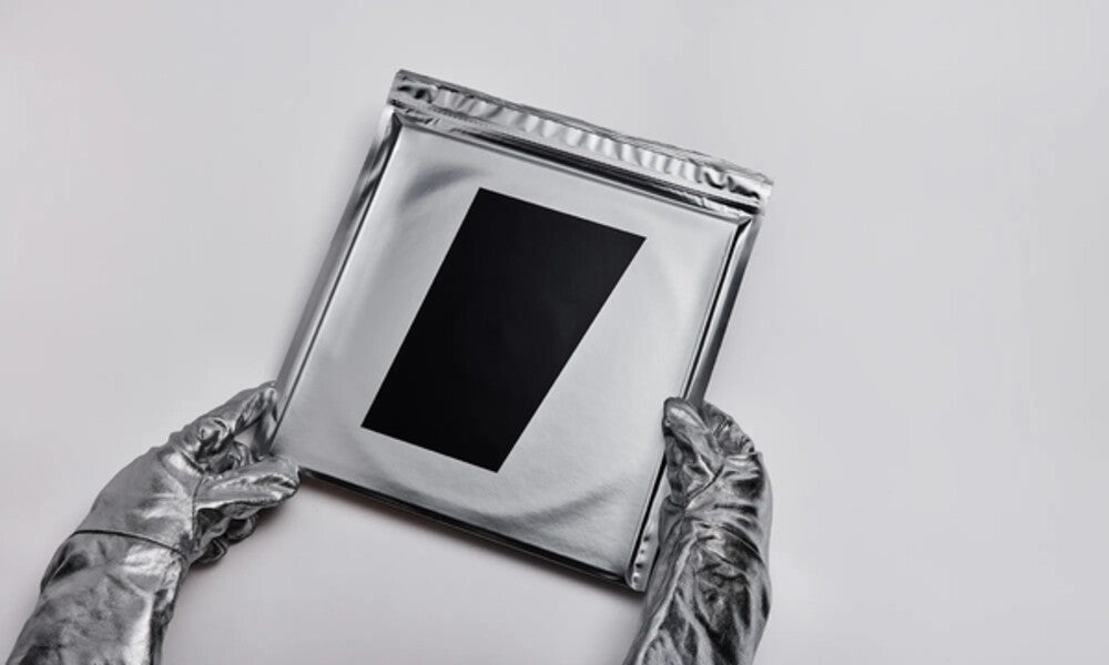the album cover for Big'n - End Comes Too Soon (Aluminum Packaging) [Limited Edition]