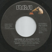 Daryl Hall & John Oates : Method Of Modern Love (7", Single)